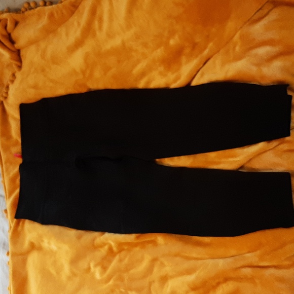Spanx Leggings size medium - Picture 2 of 6
